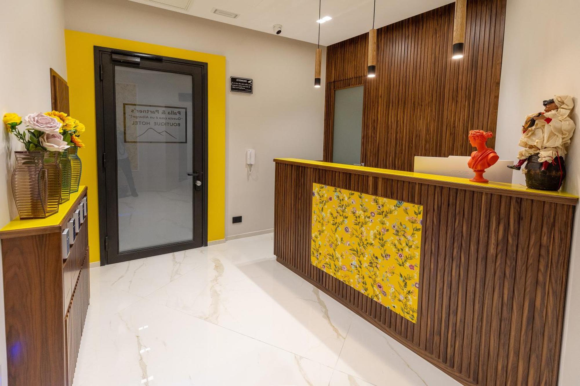 Отель Boutique House Palla & Partner's